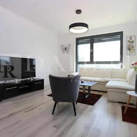 Einpark Fabulous With Private Parking Appartement *