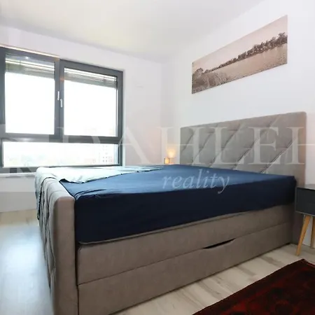 Einpark Fabulous With Private Parking Apartment